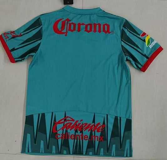 25/26 Toluca Goalkeeper Kit Stadium Version