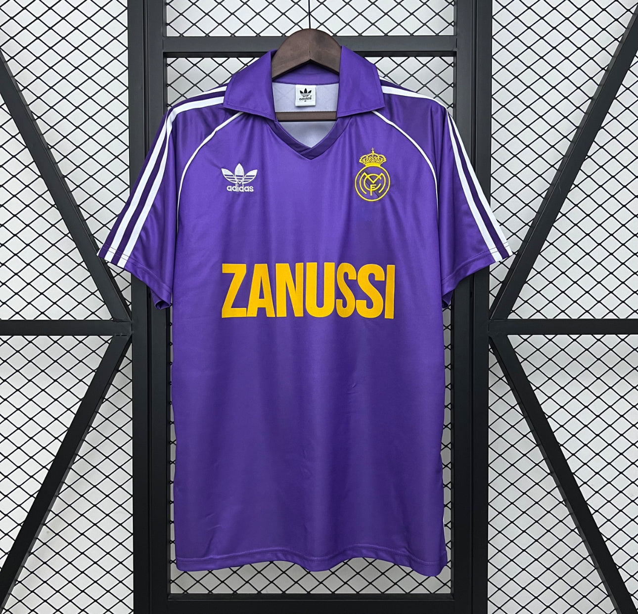 R. Madrid Away 84/85 Kit
