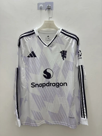 25/26 Man. Utd. Long Sleeve Away Kit Stadium Version