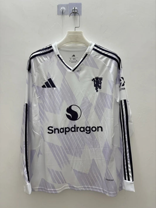 25/26 Man. Utd. Long Sleeve Away Kit Stadium Version