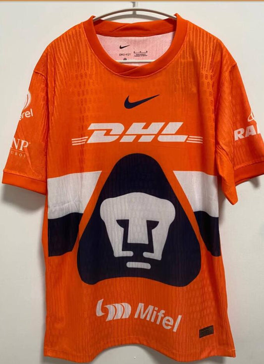 25/26 Pumas Goalkeeper Kit Player Version