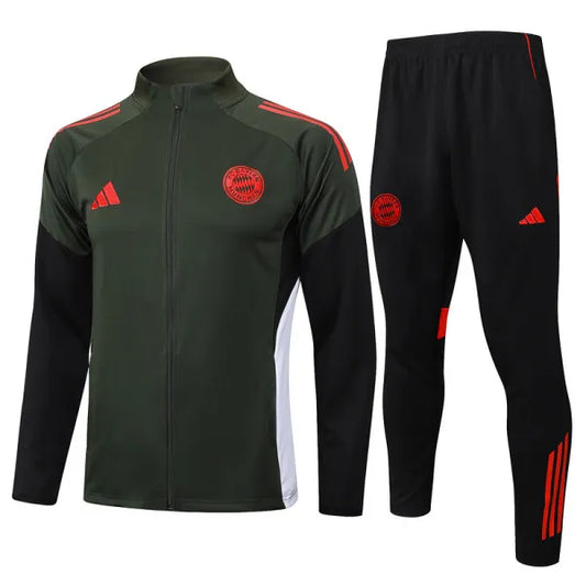 25/26 Bayern Munich Tracksuit #3