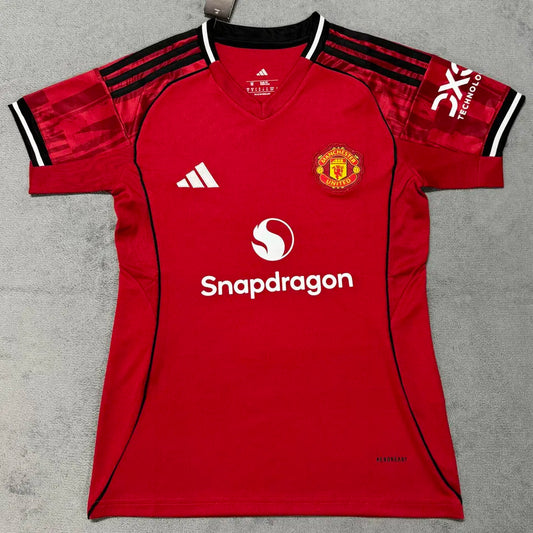 25/26 Man. Utd. Womens Home Kit Stadium Version