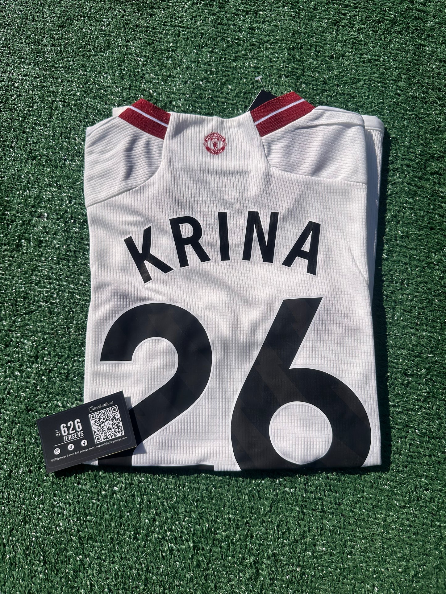 Man. Utd. Womens Kit (Size S)