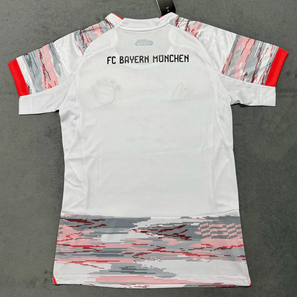 25/26 Bayern Munich Womens Away Kit Stadium Version